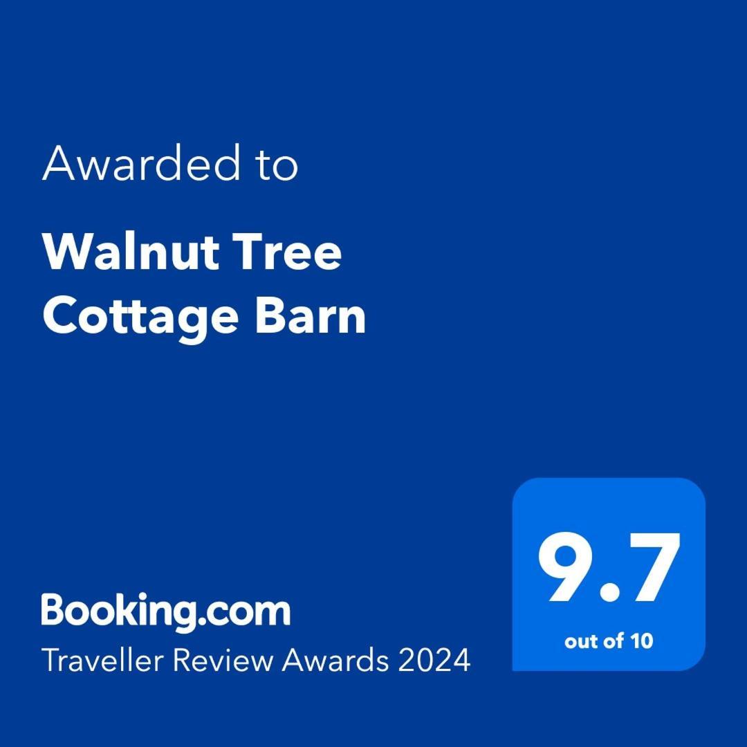 Walnut Tree Cottage Barn Toppesfield Exterior photo